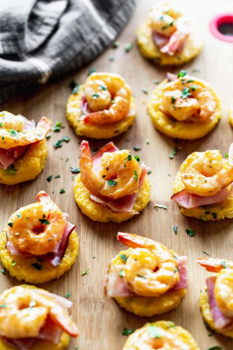 Shrimp and Grits Cakes with Crispy Ham