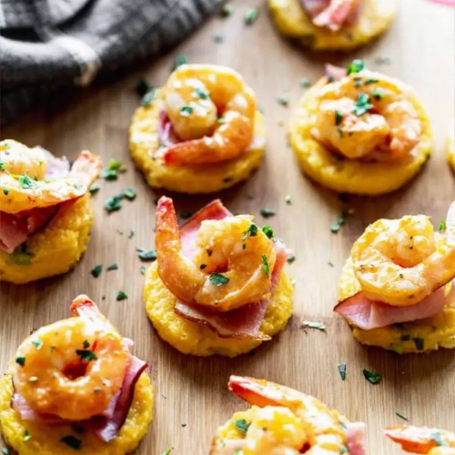 Shrimp and Grits Cakes with Crispy Ham